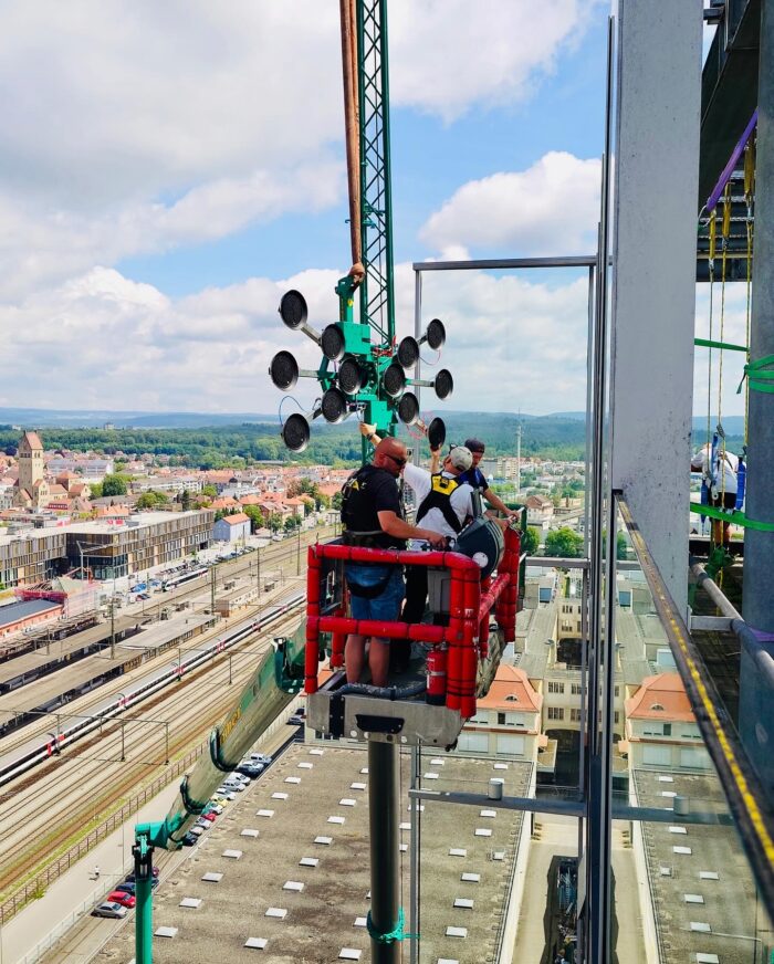 Scheibentausch in 67 Metern Höhe